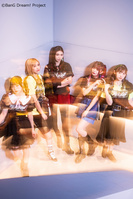 「BE LIGHT」横滨公演合影