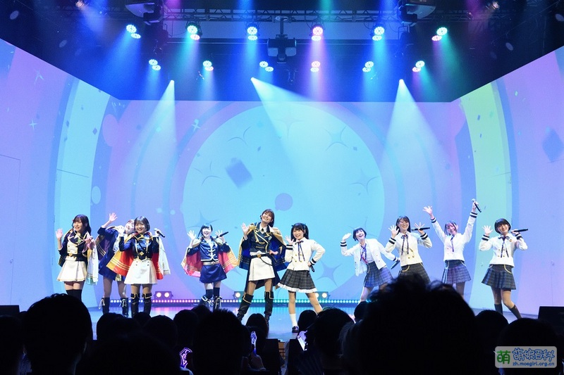File:Revue Starlight siegfeld densetu 合照.jpg
