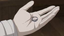 辛美尔送给芙莉莲的镜莲花戒指