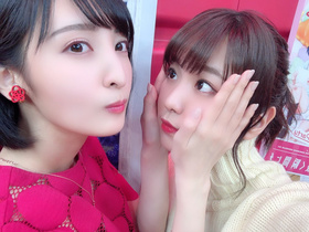 与佐仓绫音的合照