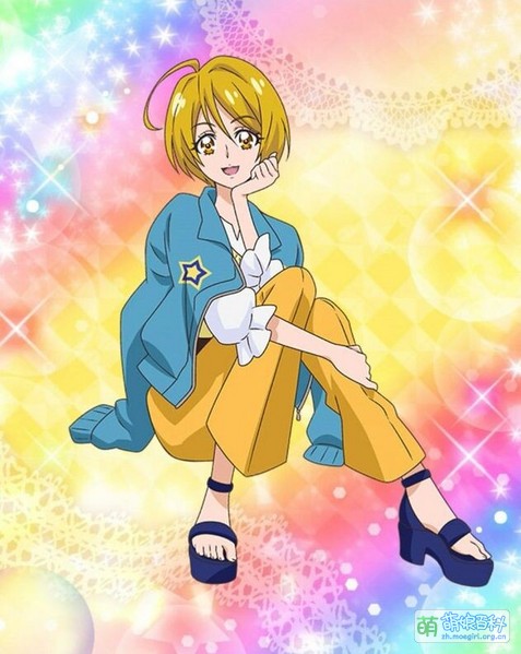 File:輝木ほまれ スポーティスタースカジャン.jpg