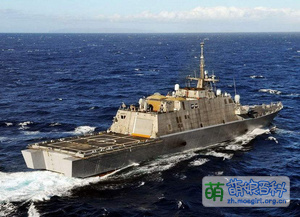 LCS的另一大门派：采用半滑航船体的自由级LCS，图中角度可见其21联装拉姆近防导弹，这也是其在高烈度海战下唯一可靠的的防空武器。