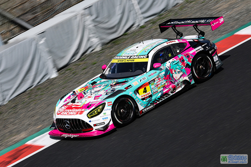 File:Rmiku racecar 2025 Rd1.jpg