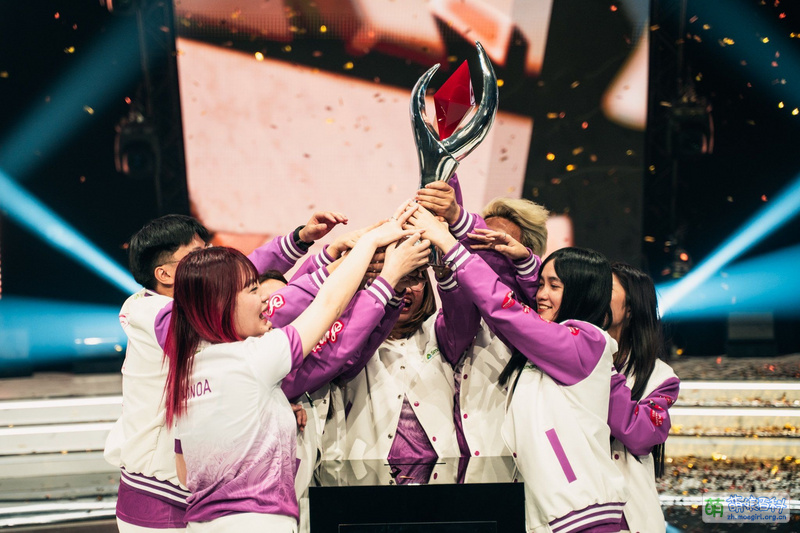 File:EWC 2024 MLBB W Omega Empress.jpg