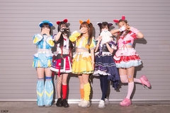 开场嘉宾梦限大MewType成员合影