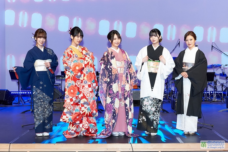 File:StarRira朗读剧 古典落语合照.jpg