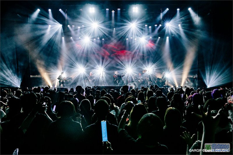 File:Fantôme Iris Concept LIVE -月光饗宴-4.jpg