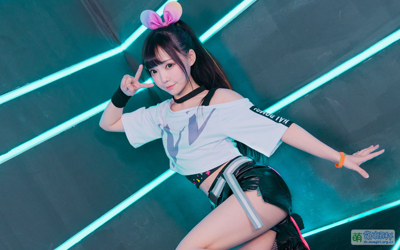 File:The Light 咬人猫.jpg