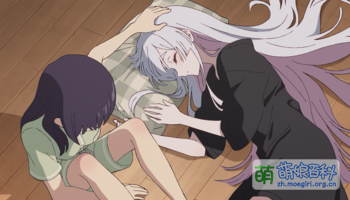 试图诱惑彩叶的吃人怪兽……