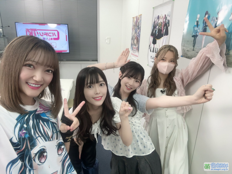 File:BanG Dream TV LIVE 273.png